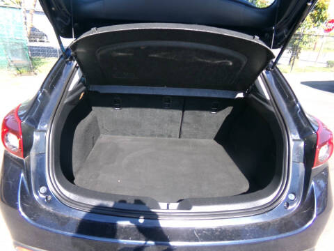 2016 Mazda MAZDA3 i Sport