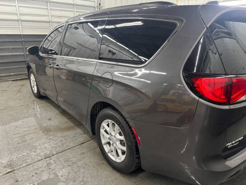 2017 Chrysler Pacifica LX