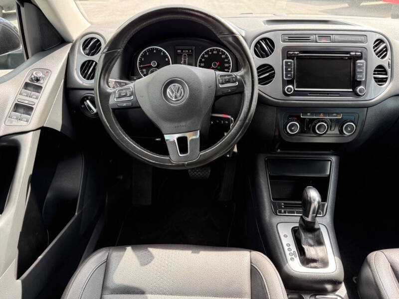 2012 Volkswagen Tiguan SE