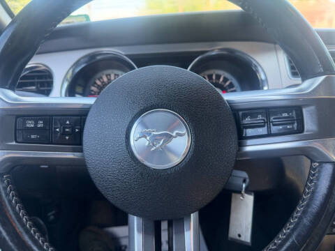 2013 Ford Mustang V6 Premium