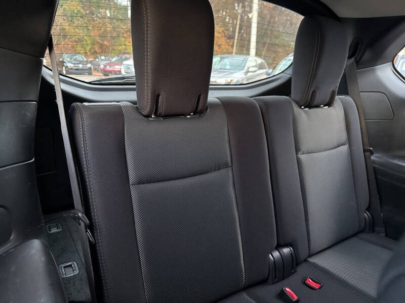 2019 Nissan Pathfinder SV