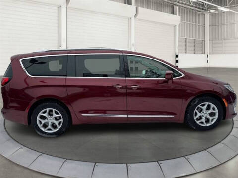 2018 Chrysler Pacifica Touring L Plus