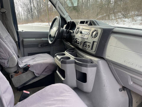 2011 Ford E-Series E-350 SD XLT