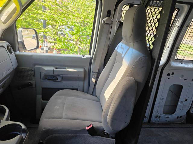2013 Ford E-Series E-250