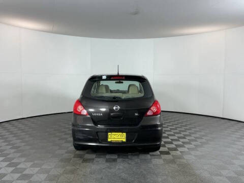 2011 Nissan Versa 1.8 SL