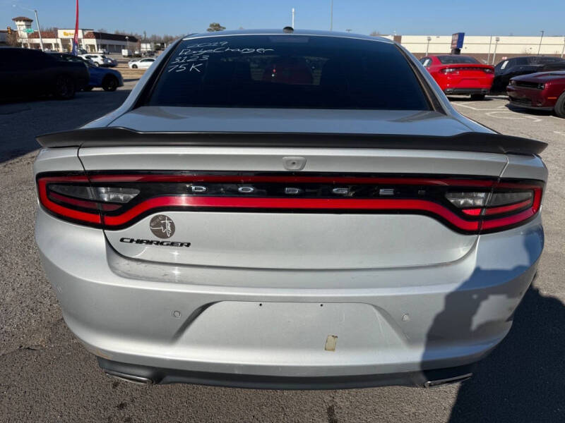 2019 Dodge Charger SXT