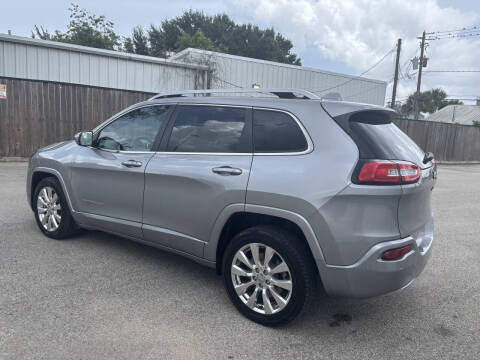 2017 Jeep Cherokee Overland