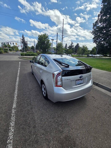 2013 Toyota Prius Four