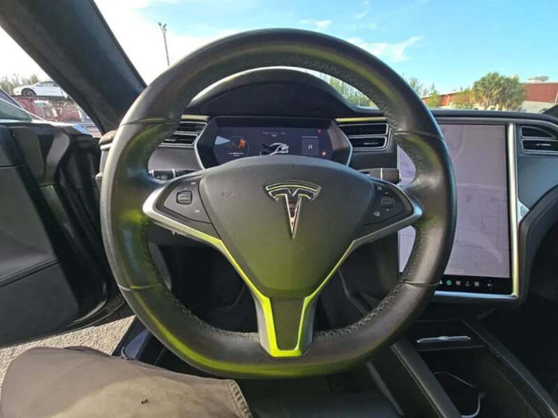2017 Tesla Model S 75