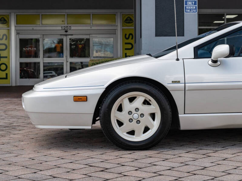 1988 Lotus Esprit