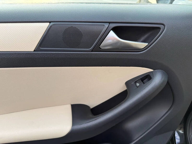 2012 Volkswagen Jetta