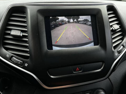 2020 Jeep Cherokee Latitude