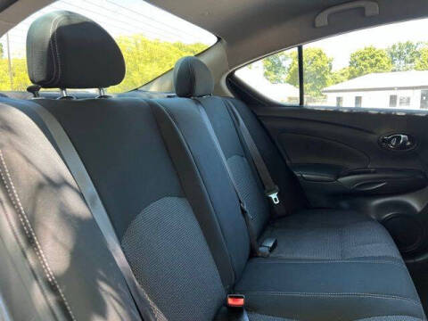 2019 Nissan Versa