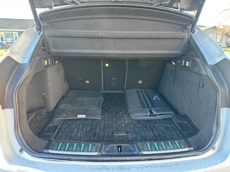 2019 Jaguar F-PACE 30t Portfolio