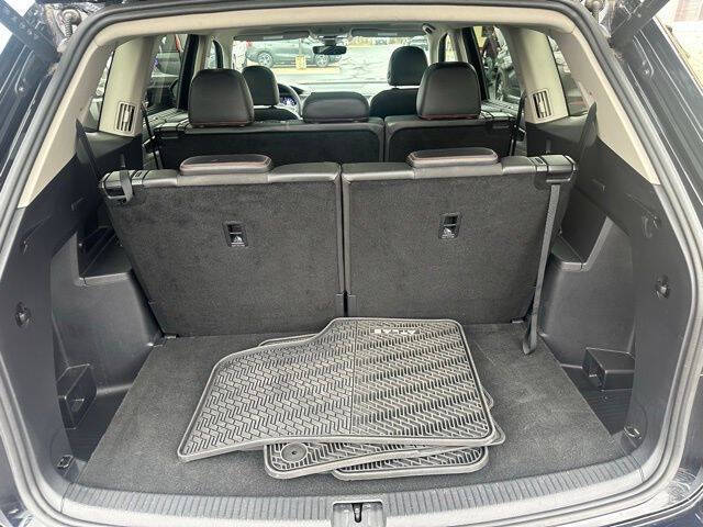 2024 Volkswagen Atlas Peak Edition SE 4Motion