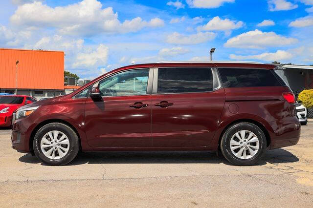 2017 Kia Sedona LX