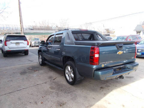 2012 Chevrolet Avalanche LT