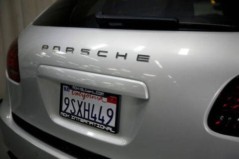 2014 Porsche Cayenne GTS