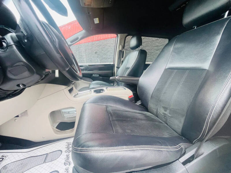 2017 Dodge Grand Caravan SXT