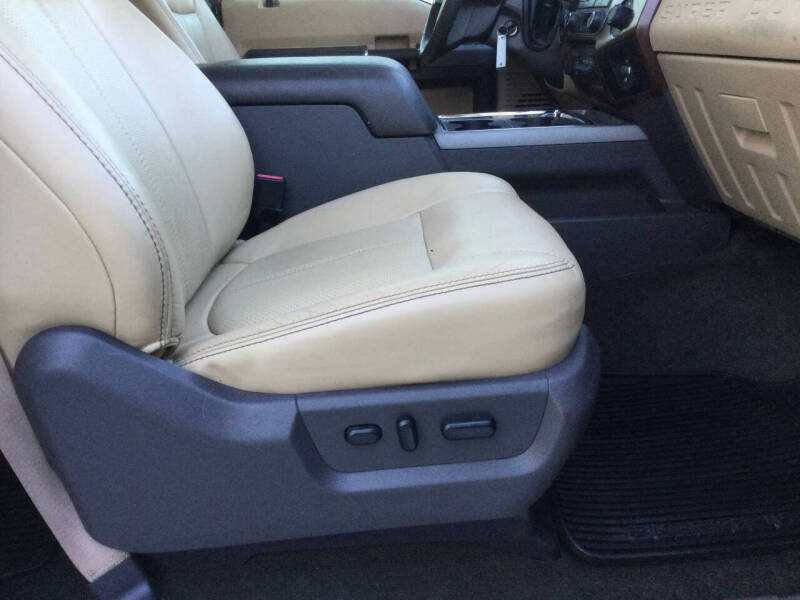 2011 Ford F-450 Super Duty Lariat