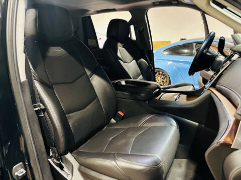 2019 Cadillac Escalade Luxury