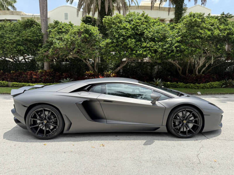 2013 Lamborghini Aventador LP 700-4