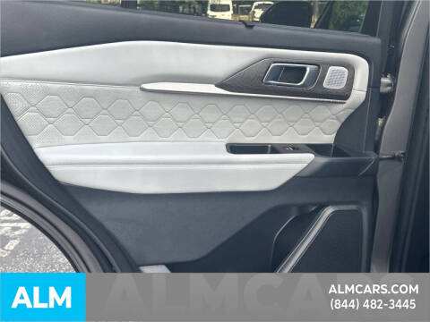 2025 Ford Explorer Platinum