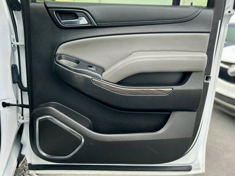 2017 Chevrolet Suburban LT