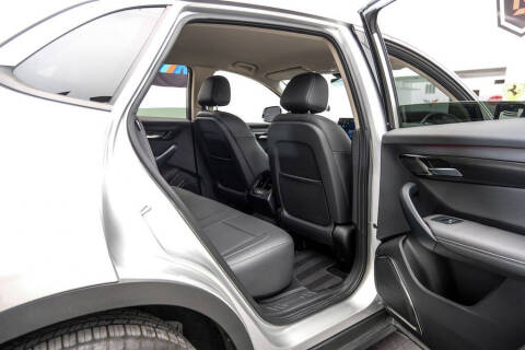 2023 VinFast VF8 Eco City Edition