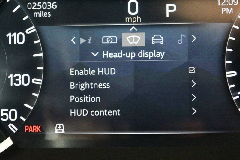 2023 Land Rover Defender 110 X-Dynamic SE