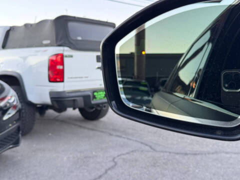 2019 Land Rover Range Rover Velar P380 R-Dynamic HSE