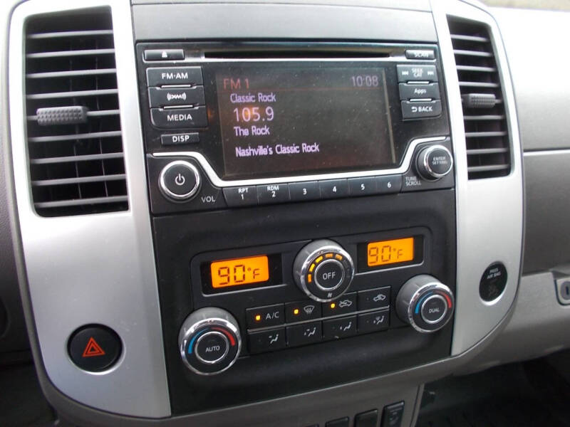 2016 Nissan Frontier SV