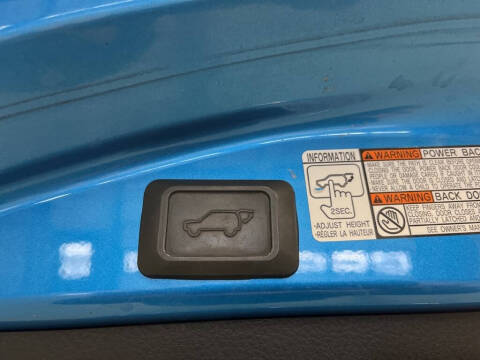 2017 Toyota RAV4 Hybrid XLE