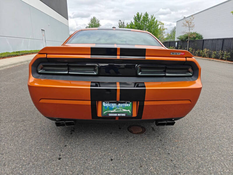 2011 Dodge Challenger SRT8 392