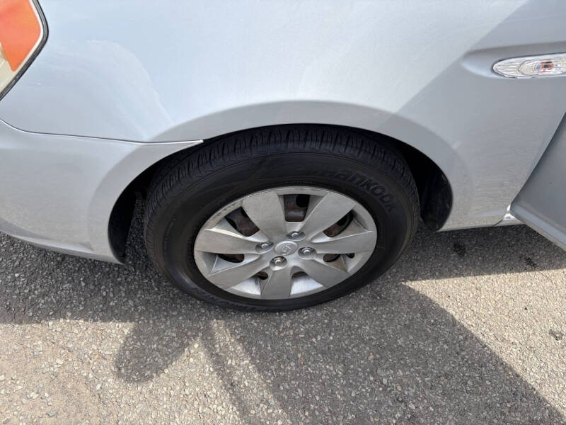 2010 Hyundai Accent GS