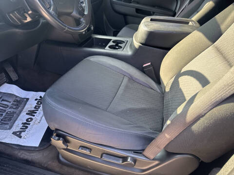 2010 Chevrolet Avalanche LS