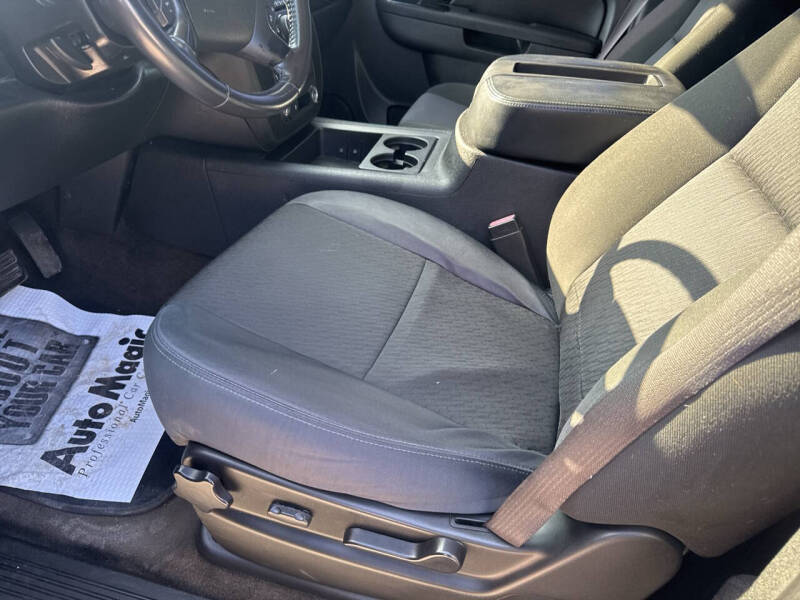 2010 Chevrolet Avalanche LS