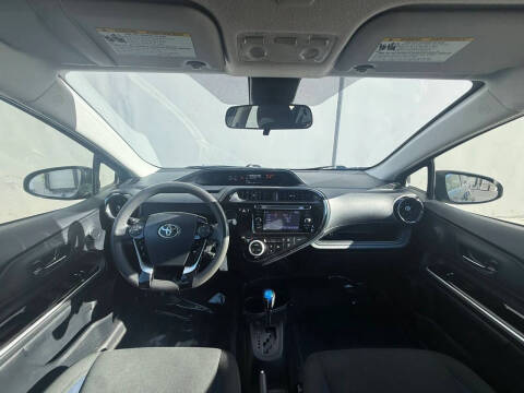 2018 Toyota Prius c