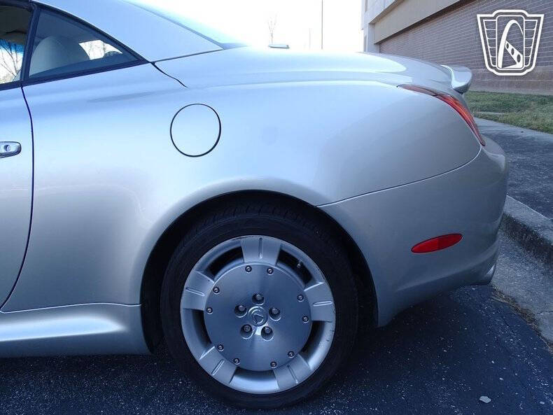 2002 Lexus SC 430
