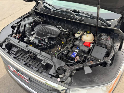 2017 GMC Acadia SLE-2