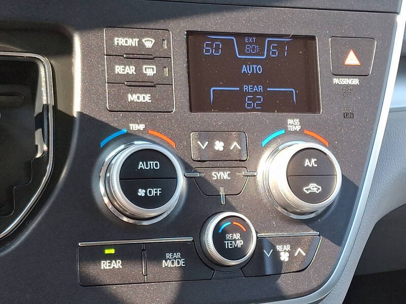 2019 Toyota Sienna L 7-Passenger