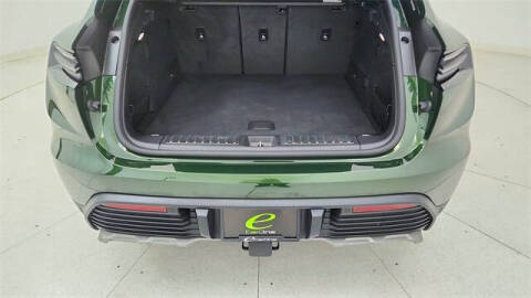 2025 Porsche Macan 4S Electric