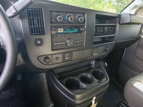 2026 GMC Savana 2500