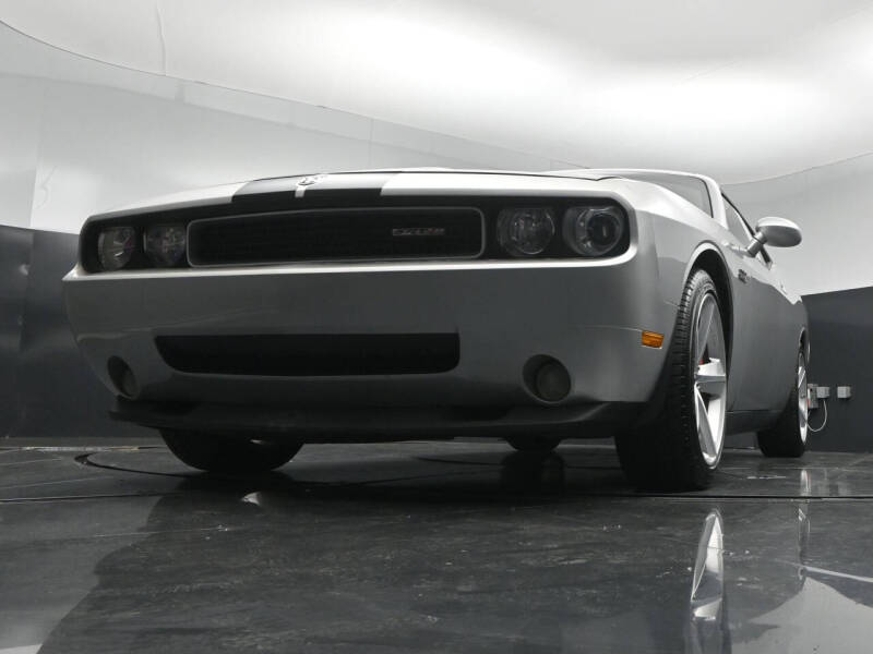 2009 Dodge Challenger SRT8