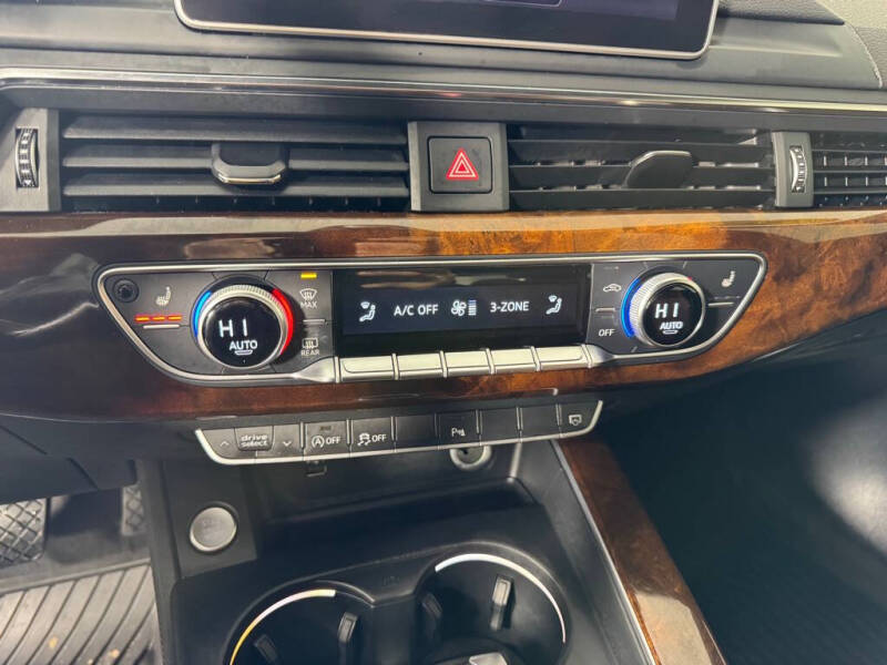 2019 Audi A4 quattro Premium Plus 45 TFSI