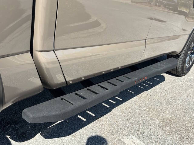 2024 Nissan Titan 20