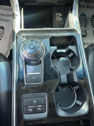 2019 Ford Edge Titanium