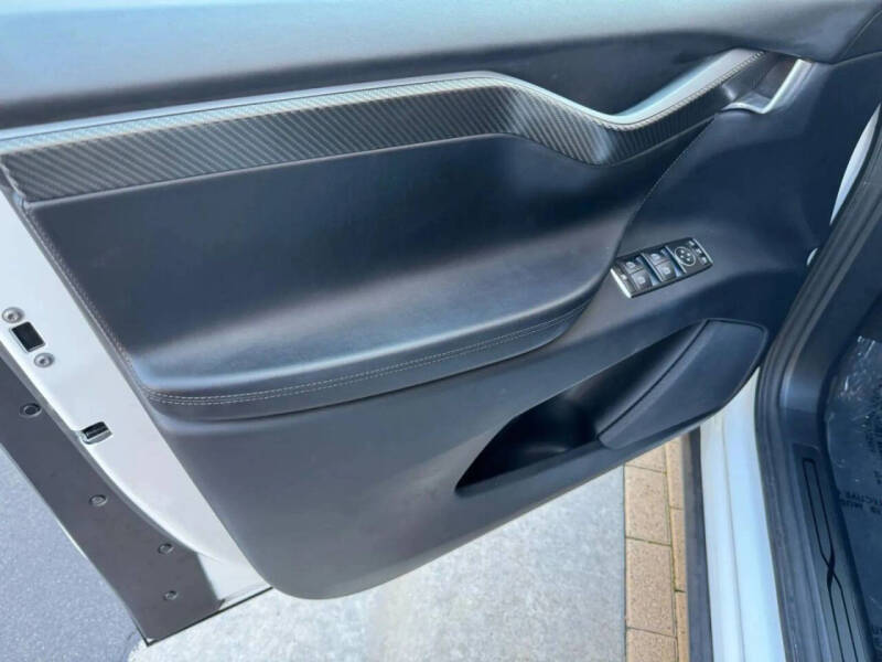 2018 Tesla Model X 75D