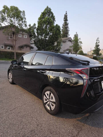 2017 Toyota Prius Two