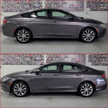 2016 Chrysler 200 S